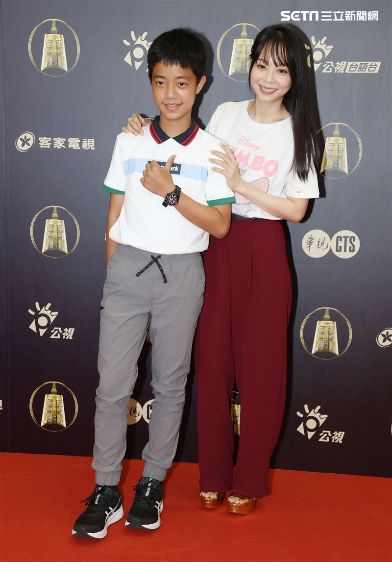 天橋上的魔術師導演員李奕樵、孫淑媚出席公視金鐘入圍茶會。（記者邱榮吉/攝影）