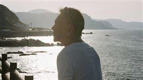 陳璇曬出爸爸的側臉照。（圖／翻攝自陳璇IG)