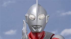 《超人力霸王迪卡》在大陸遭到下架。（圖／翻攝自微博）