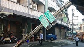 大寮,電線桿,歪斜