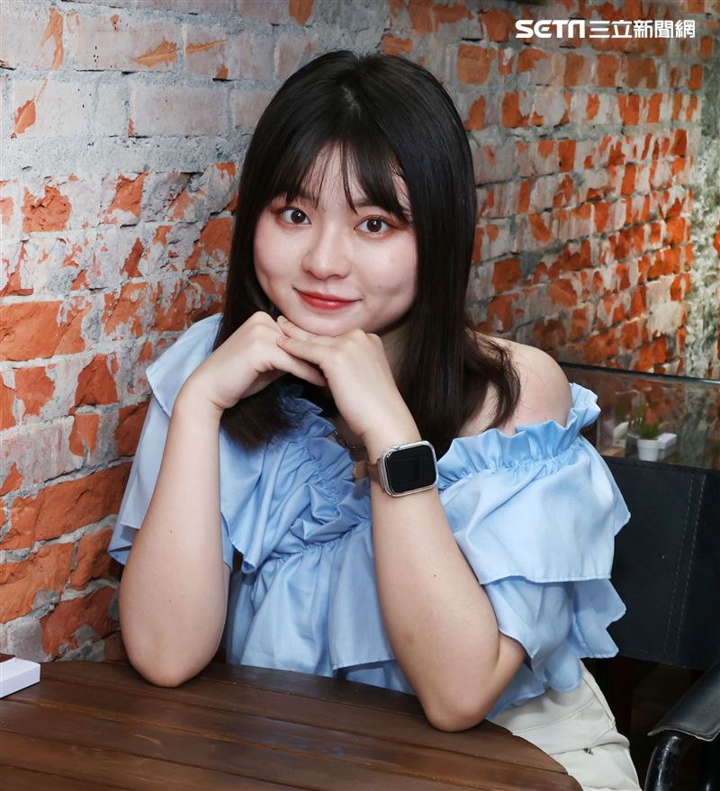 謝宜君校花女兒陳欣妤三立新聞網專訪。（記者邱榮吉/攝影）