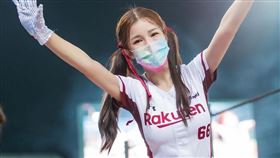 中華職棒「樂天女孩」啦啦隊副隊長羚小鹿/IG