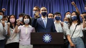 朱立倫重掌國民黨，喊話團結奮進，壯大正藍，捍衛中華民國（圖／翻攝自朱立倫臉書）