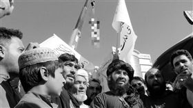 塔利班阿富汗掛屍體 圖／美聯社／達志影像