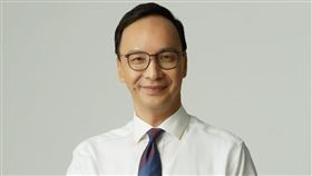 朱立倫強調，結奮進，壯大正藍，捍衛中華民國；改變才有希望，改變現在開始。（圖／翻攝自朱立倫臉書）