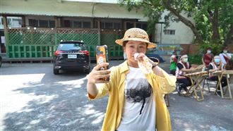 才進谷關就入圍　楊小黎闖金鐘哭慘了