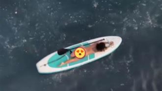 海上羞見黝黑屁股蛋！竟是女星全裸航