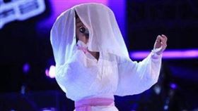 ▲董貞、那英。（圖／翻攝自百度百科）