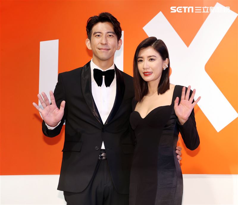 修杰楷、賈靜雯夫妻同時出席房產活動。（記者邱榮吉/攝影）