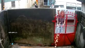 惡鄰居灑廚餘餵狗　飼主怒裝電眼蒐證