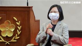 0928 蔡英文接見「國際同濟會台灣總會理監事首席及全國十大傑出農業專家」。（圖／總統府提供）