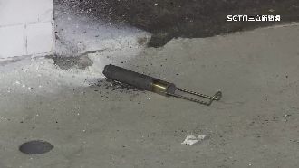 有人擲信號彈警告？文山巷弄竄火花