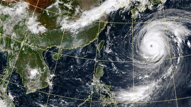周五變天！「鋒面尾逼近」慎防瘋狗浪