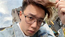 前電競選手Toyz今日涉嫌販毒遭警方逮捕。（圖／翻攝自Toyz IG）