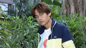 大鶴金鐘入圍三立新聞網專訪。（記者邱榮吉/攝影）