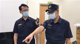 警察,影片,臂章,冒用,台南（圖／翻攝畫面）