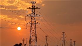 據分析，中國既有的「煤炭去產能」政策成為電力需求增加的絆腳石，為完成「能耗雙控」目標的相應措施則促使多地在9月同時出現電荒。（示意圖／中新社）
