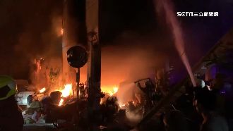 台中透天厝突竄惡火　驚險救援畫面曝