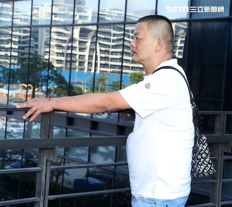 網紅肥大叔三立新聞網專訪。（記者邱榮吉/攝影）