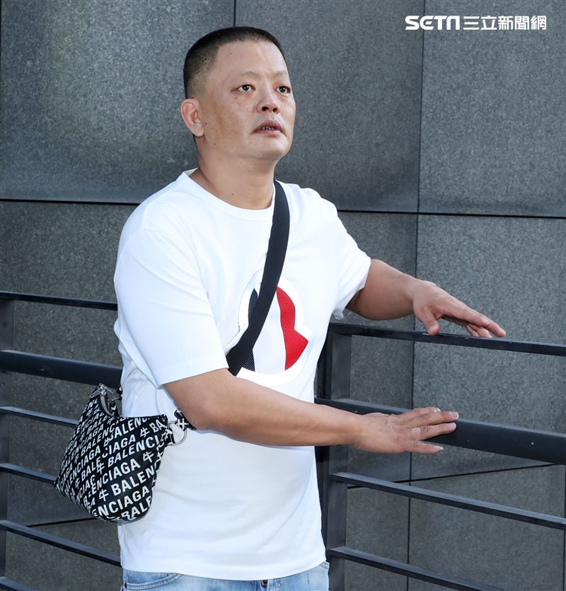 網紅肥大叔三立新聞網專訪。（記者邱榮吉/攝影）