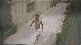 雙刀,瘋漢,砍人,民宅