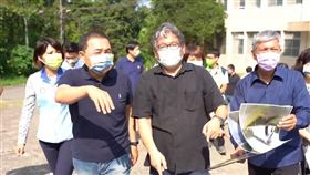 侯友宜前往勘查紙風車劇團使用南港營區第三庫房進度