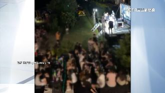 法拉利姐墾丁開趴沒戴罩　慘被開單了