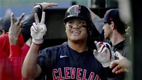 張育成開轟。（圖／美聯社／達志影像）