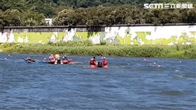 大佳河濱公園落水 翻攝畫面