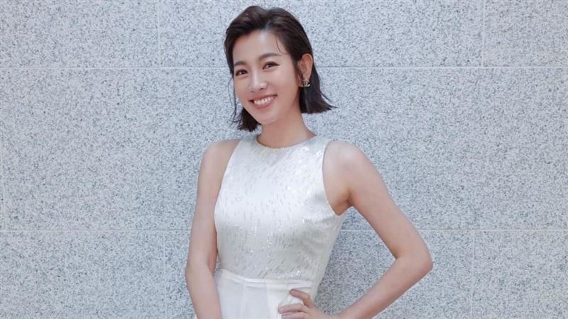 激瘦5公斤　米可白露腿曬裸背當仙女