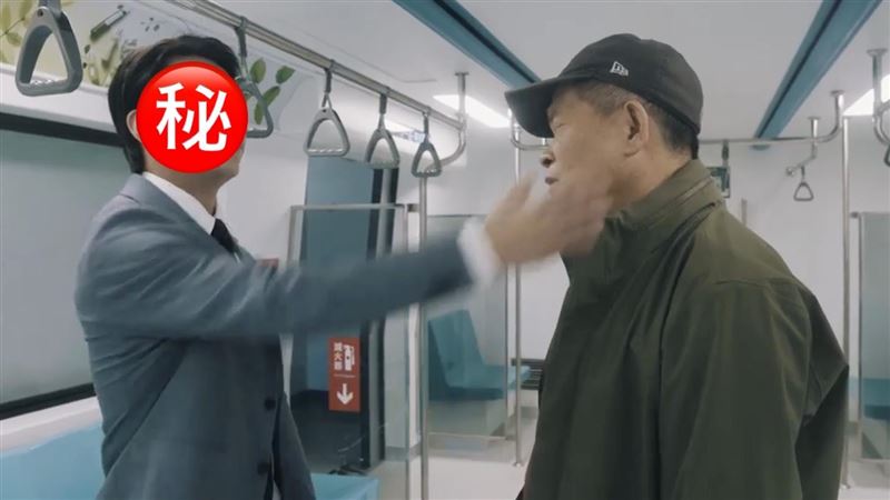 澎恰恰《魷魚》吃巴掌「孔劉」嚇到跪