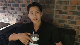  40歲韓國男星劉台午自美國返韓國被驗出確診。（圖／翻攝自劉台午IG）