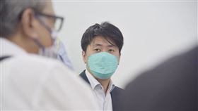 民進黨籍基隆市議員張之豪說，他管不了別人家要怎麼教小孩，「不過我會教我的孩子岳飛的故事，而且我會這樣教」。（圖／翻攝自張之豪臉書）