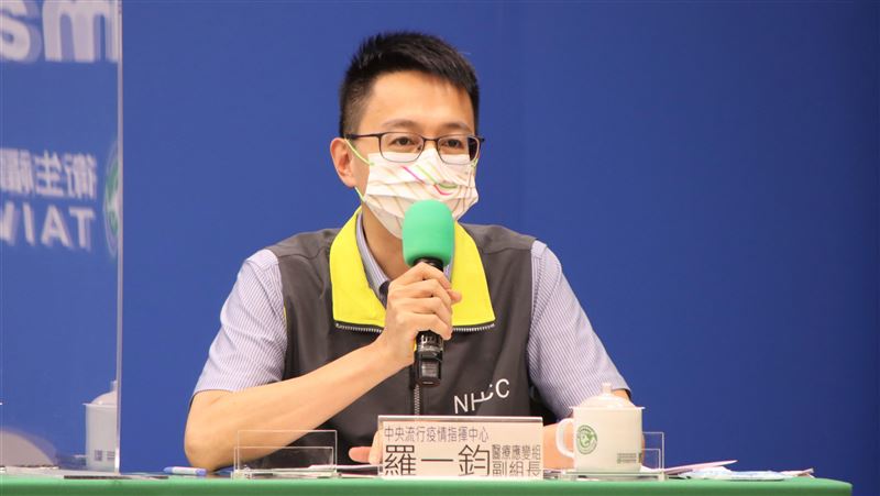 羅一鈞國慶領唱國歌　阿中：他很會唱