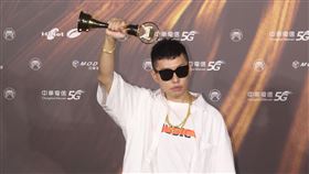 蛋堡獲得金曲32華語男歌手。（記者/邱榮吉/攝影）