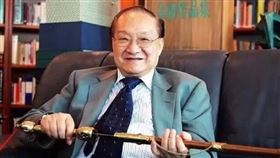 ▲金庸《神鵰俠侶》楊過與小龍。（圖／翻攝自百度百科）