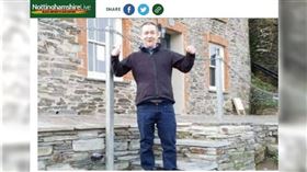 ▲英國4旬男陪姪子們玩跳跳床，意外摔斷脖子。（圖／CTWANT提供）