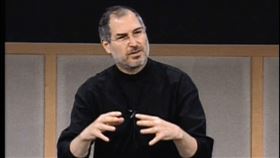 圖／翻攝自蘋果影片，賈伯斯