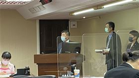 對於默沙東新冠口服藥，陳時中回應積極簽約中，最快11月引進。（圖／記者簡浩正攝影）