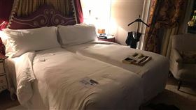 五星級飯店「開夜床」（圖／網友Godfrey Hsia授權）