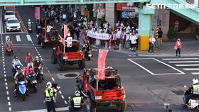 八大行業走上街頭。（圖／記者陳韋帆攝影）