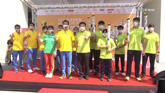 全運會聖火抵臺南　方莞靈領軍迎接