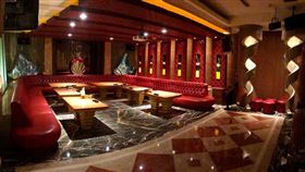 台中金錢豹變KTV　超豪奢包廂曝光（圖／翻攝畫面）