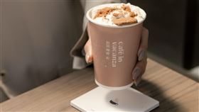 雙十吃甜食！甜甜圈一個免30元　網美咖啡店還可買飾品？（圖／品牌提供）