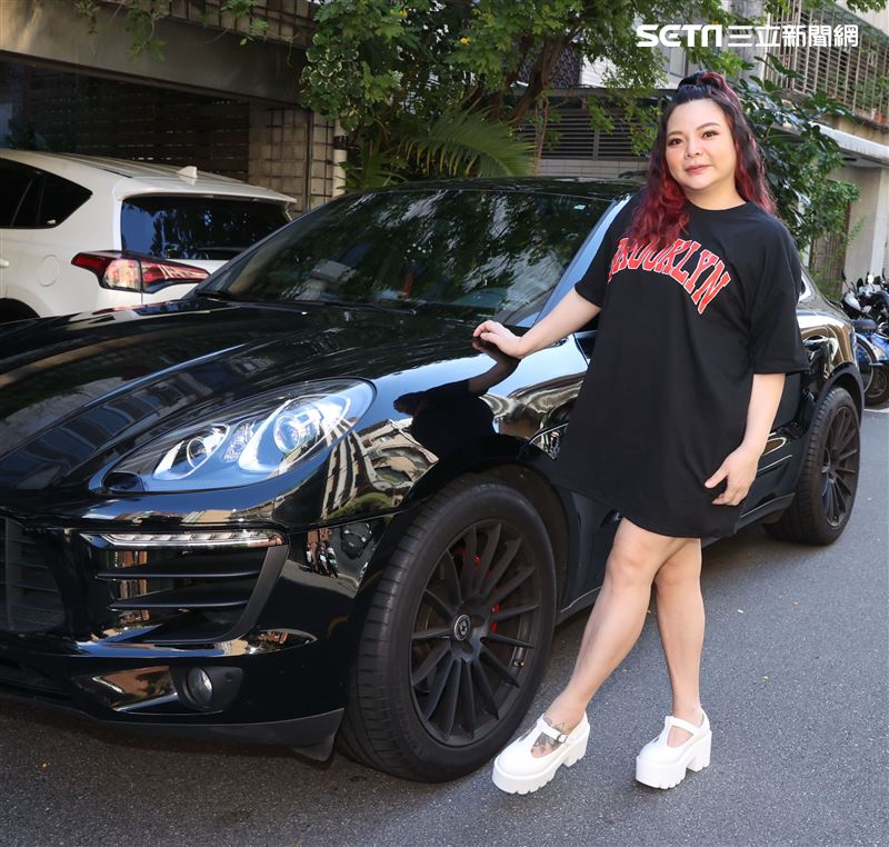 小甜甜產後三立新聞網專訪。（記者邱榮吉/攝影）