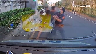 不滿救護員口氣差！男襲警還噴辣椒水