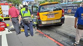 基隆,A柱,視線,計程車（圖／翻攝畫面）