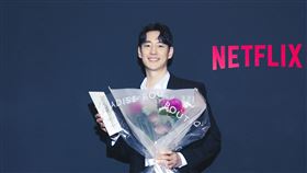 李帝勳獲得2021 亞洲內容大獎 年度最佳男演員獎。（圖／netflix提供）
