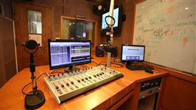 疫情擾畢展　世新大學推「線上廣播劇團」讓學生作品被看見