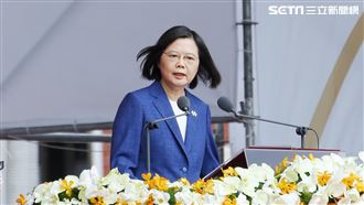 蔡英文一席話獲掌聲　馬英九冷漠低頭